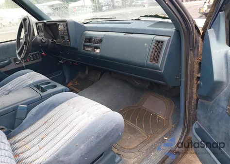 1994 Chevrolet Gmt-400 C1500 z USA, uszkodzony, nr VIN 2GCEC19K5R1181878